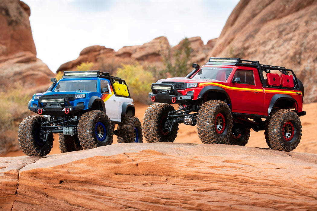 LED light set, complete with power supply (contains headlights, tail lights, & distribution block) (fits #8111 body)