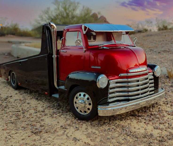 1/10 Custom 1953 Chevrolet Cab Over Engine Hauler RTR, Candy Red