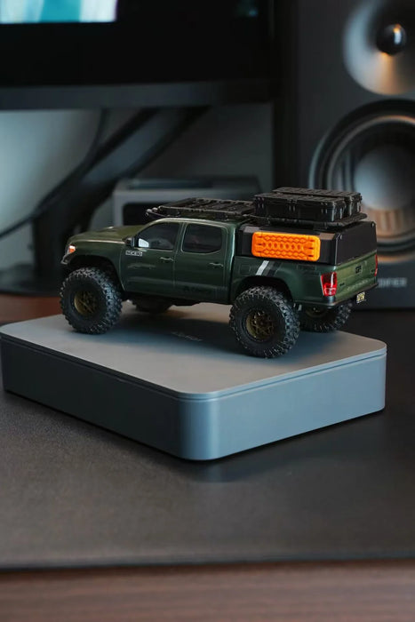 Tacoma SCX-30 Magnetic Bed and Overland Truck Cap