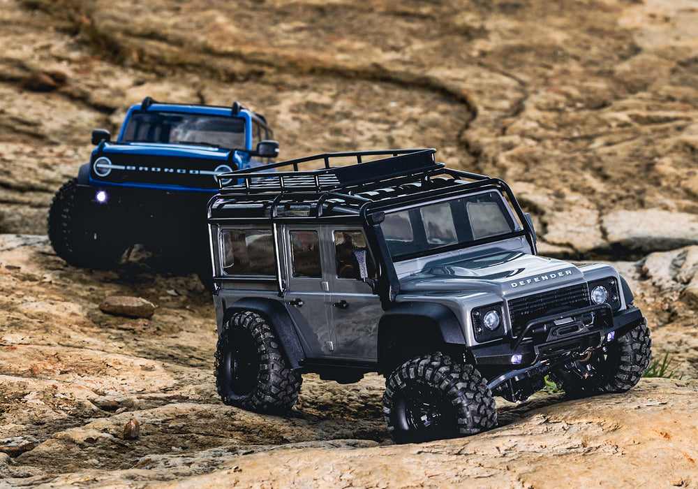 TRX-4M Defender Silver