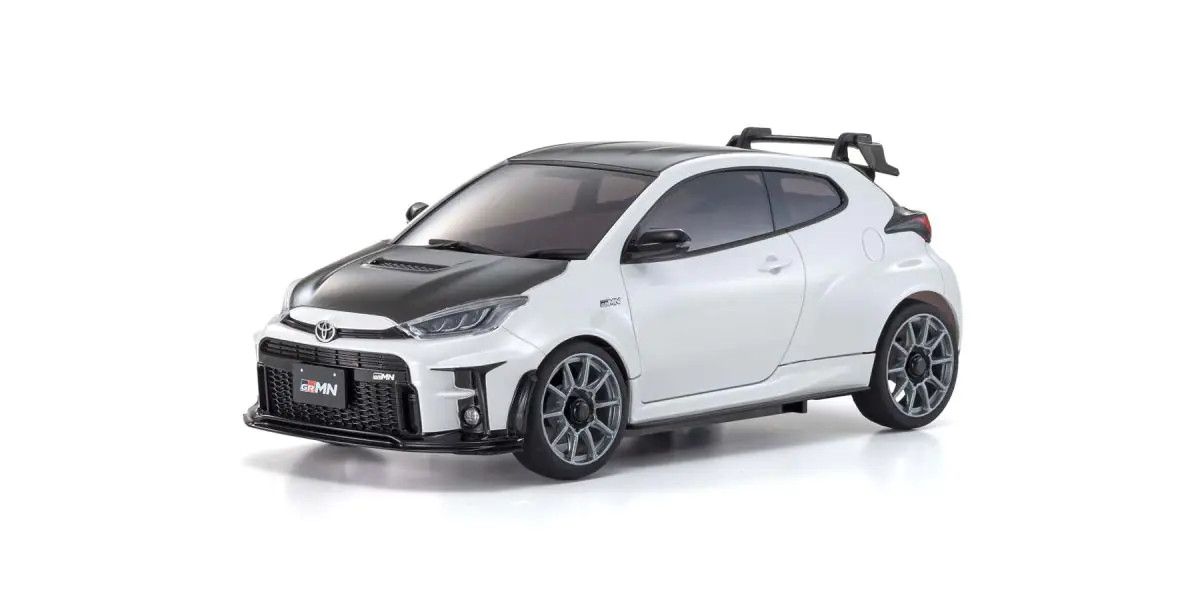 Mini-Z AWD MA-020 Readyset Toyota GRMN Yaris Circuit Package Pearl White