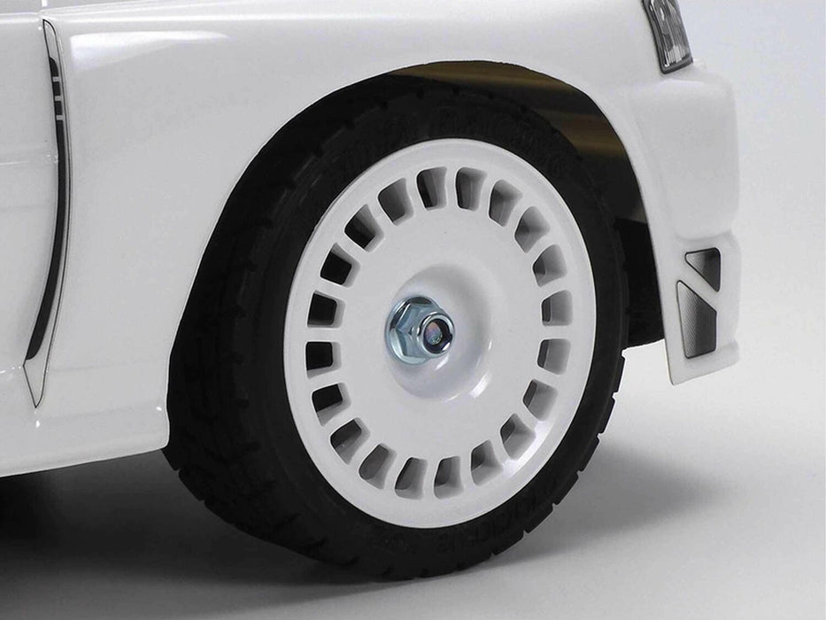 1/10 1998 Ford Escort Custom TT-02 4x4 On-Road Touring Kit