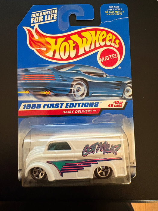 Hot Wheels 1998 First Edition Dairy Delivery Retro Graffiti GOT MILK? 80’s Truck