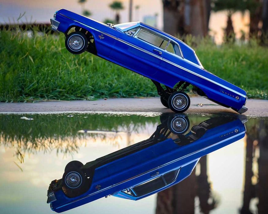 Redcat SixtyFour-18 1964 Chevrolet Impala SS 1/18 Hopping Lowrider