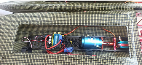 2023 Self Righting DOMINATOR Mono RTR RC Boat - Carbon/Kevlar