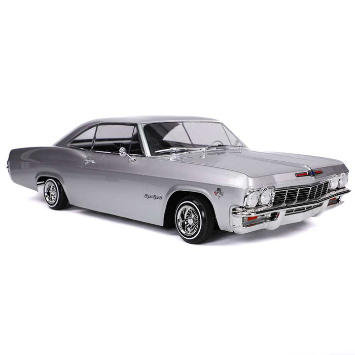 1:10 1965 Chevrolet Impala Hopping Lowrider Silver